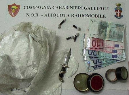 Controlli a tappeto sul territorio, fino a Copertino. Tre arresti e sette denunce